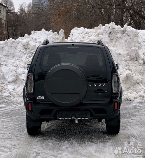 ВАЗ Niva Travel 1.7 МТ, 2022, 35 000 км