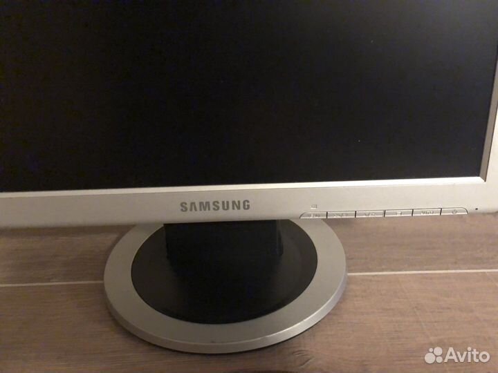 Монитор Samsung 17'