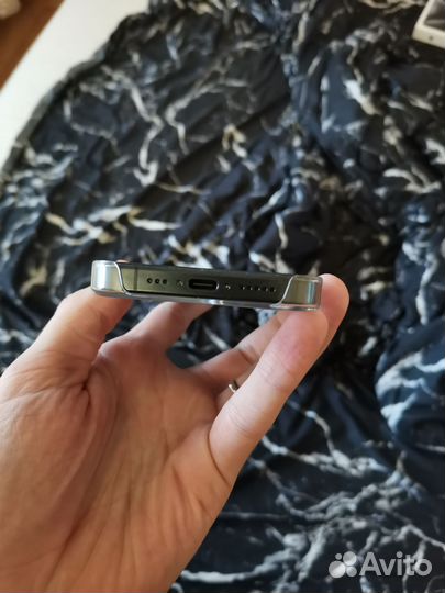 iPhone 15 Pro, 128 ГБ