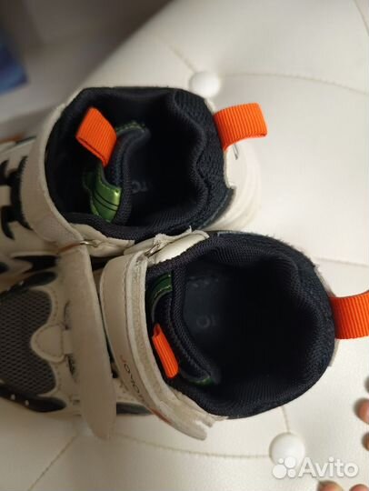 Кроссовки jomoto 27