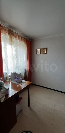 2-к. квартира, 46 м², 4/4 эт.