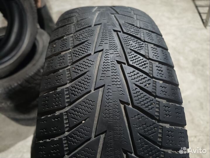 Hankook AH11 215/65 R16