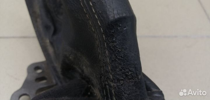 Рычаг стояночного тормоза V5 2013