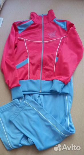Бесплатно вещи на девочку 134-140
