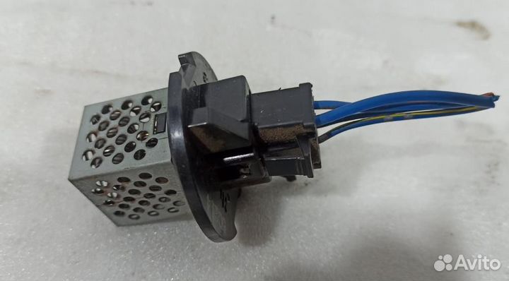 Резистор отопителя Jimny (FJ) 7414081AA0 Suzuki Ji