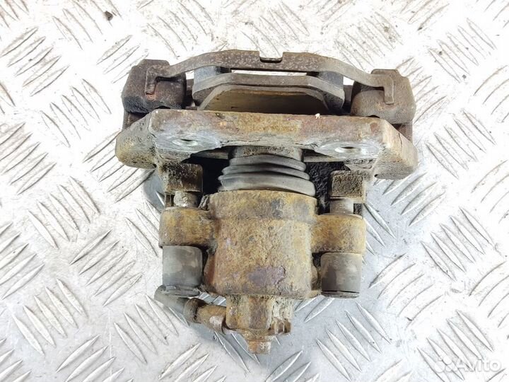 Суппорт задний левый Bmw X5 e53 2000-2007