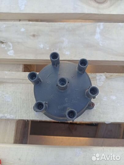 Трамблер Toyota crown 141