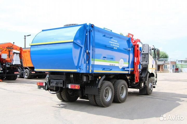 Мусоровоз на шасси FAW боковая загрузка