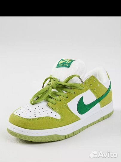 Nike dunk low green apple