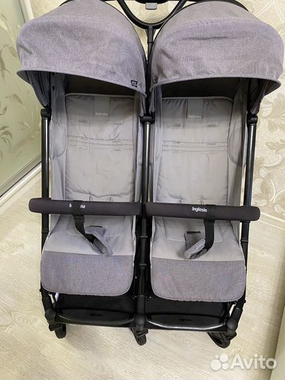 Коляска для двойняшек