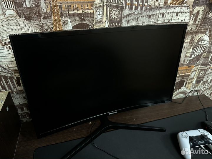 Монитор Samsung