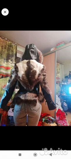 Куртка демисезонная женская 42 с капюшоном