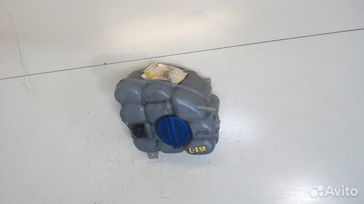 Бачок расширительный Volkswagen Touareg, 2011