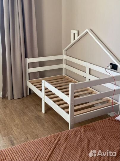 Кроватка берёза для малыша высокий борт Терем Инк