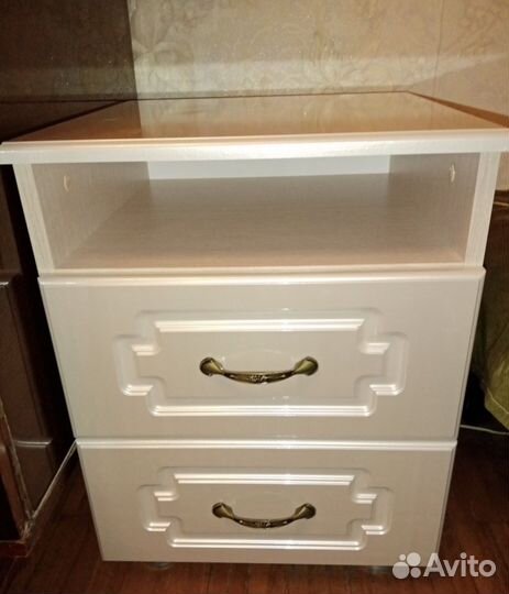 Тумба прикроватная Виктория