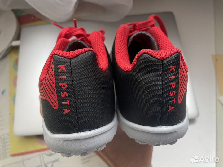 Футбольные Бутсы сороконожки Kipsta