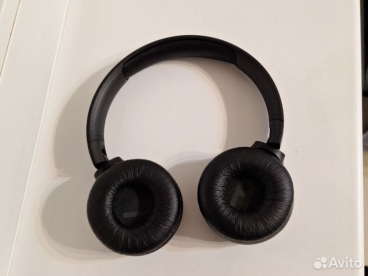 Беспроводные наушники jbl tune 560bt