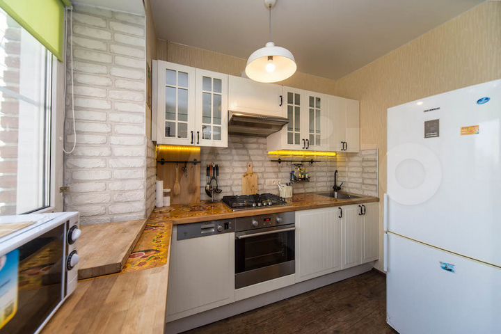 2-к. квартира, 56 м², 4/5 эт.