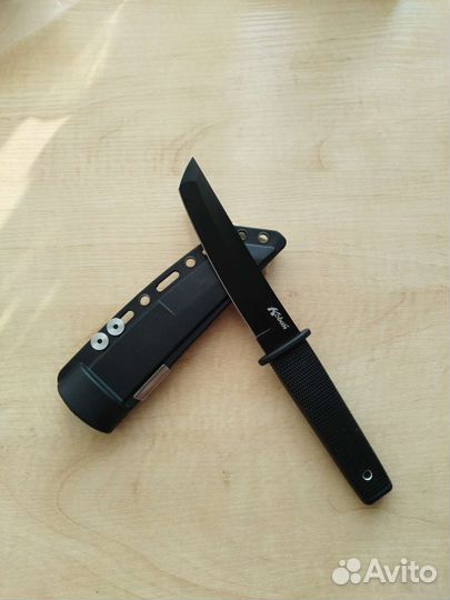 Нож туристический черный