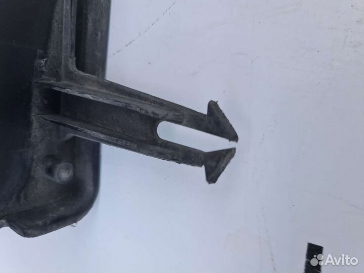 Подномерная планка Mercedes W205