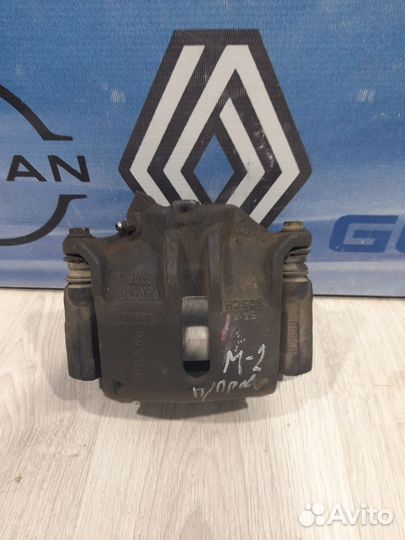 Суппорт тормозной перед Renault megane 2 Прав