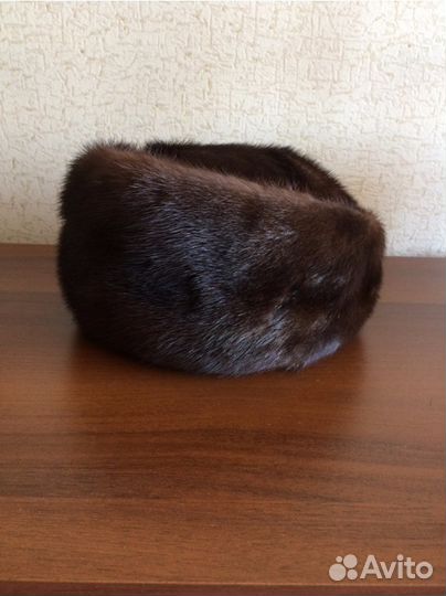 Продается норковая шапка (женская)