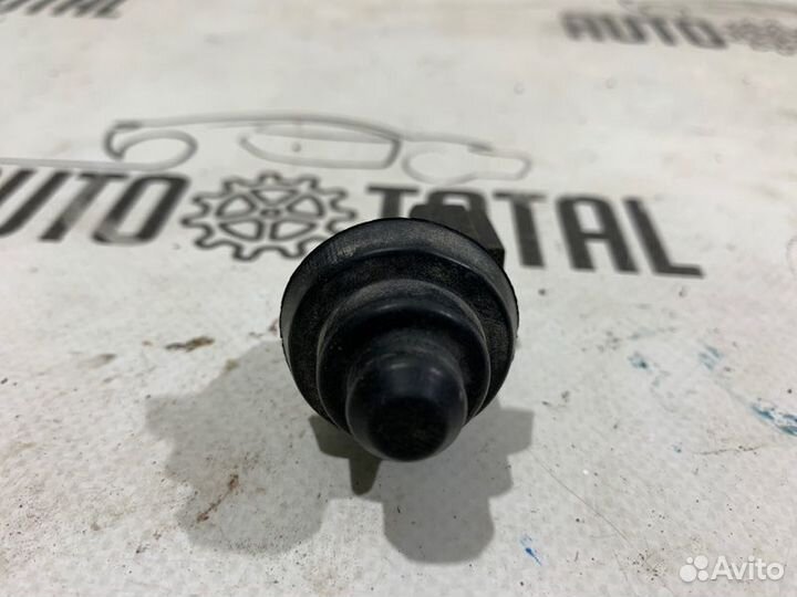 Концевик двери Renault Symbol K7JA700 2005