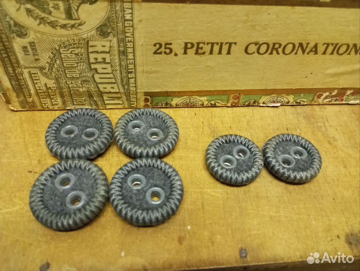 Пуговицы СССР разные