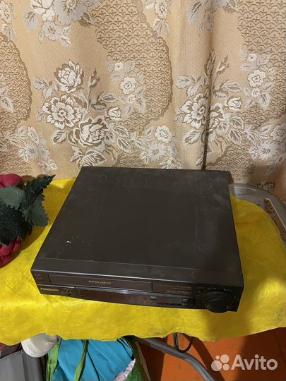 Видеомагнитофон Panasonic NV-SD25AM