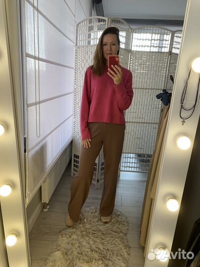 Ассистен помощник дизайнера одежды