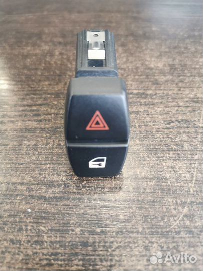 Кнопка аварийной сигнализации Bmw 5-Series F11 3.0