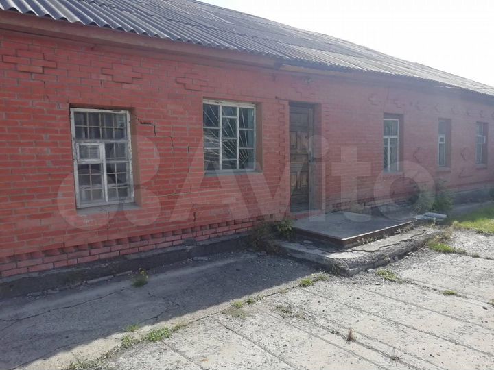 Продам здание 230 м2 и земельный участок 9 соток