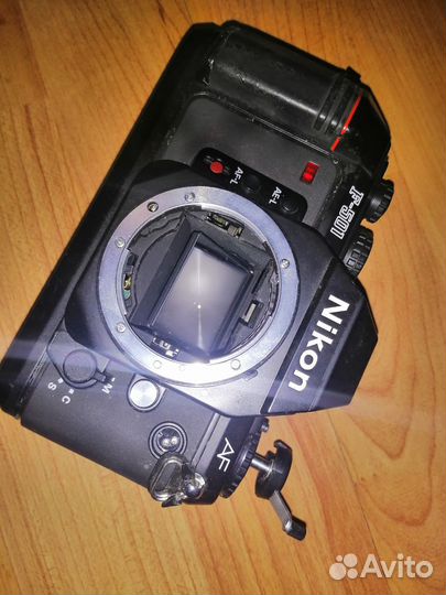 Пленочный фотоаппарат Nikon 501