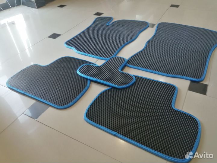 Коврики Ева в салон LADA Granta черный/кант синий