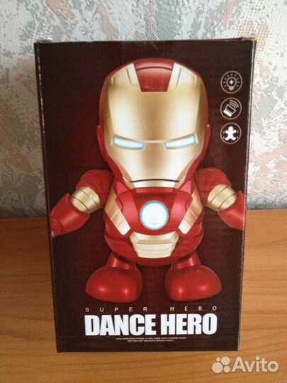 Железный Человек танцующий