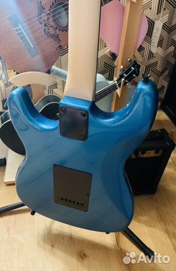 Электрогитара + Комбик (комплект)