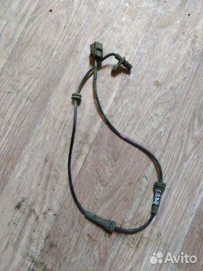 Датчик ABS задний Nissan Sentra (B17) 2013-2017