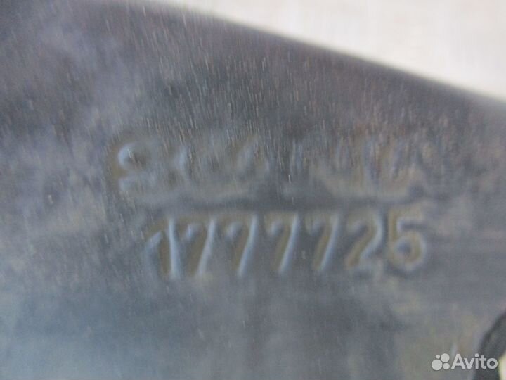 Кронштейн кабины левый Scania 1777725