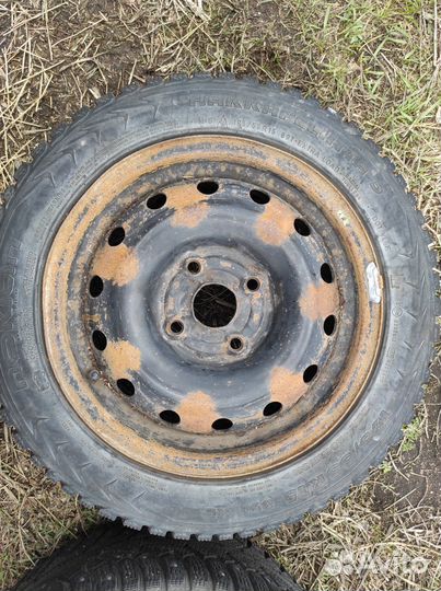 Зимняя резина r15 бу