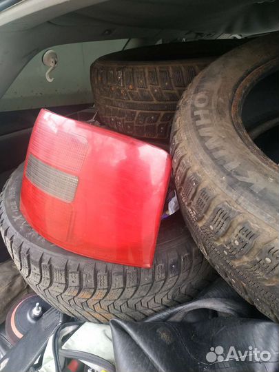 Задний фонарь