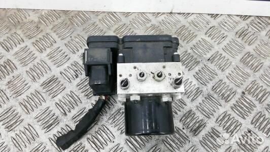 Блок ABS volvo V60 1 (95D11KW01)