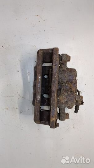 Суппорт Mitsubishi Pajero, 1998