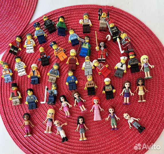 Lego человечки