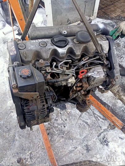 Двигатель Volvo V70 1 (1997 - 2000) 2.5