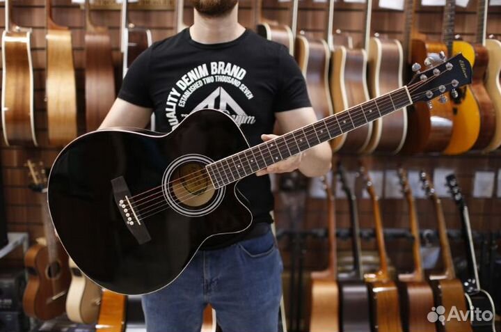 Акустическая гитара. Новая