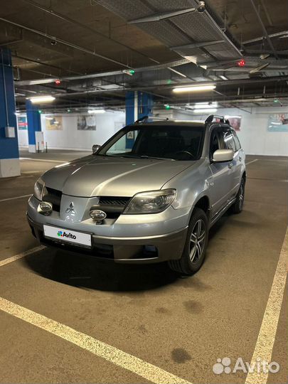 Mitsubishi Outlander, 2003