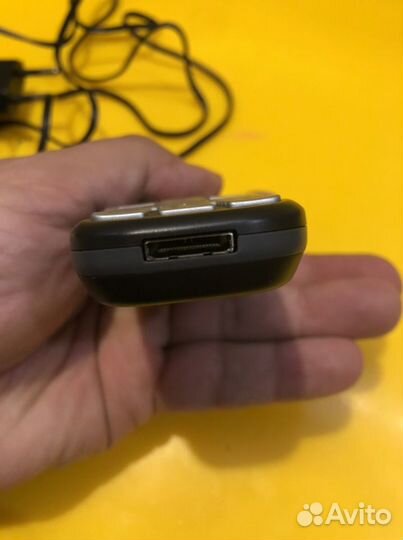 Телефон philips кнопочный