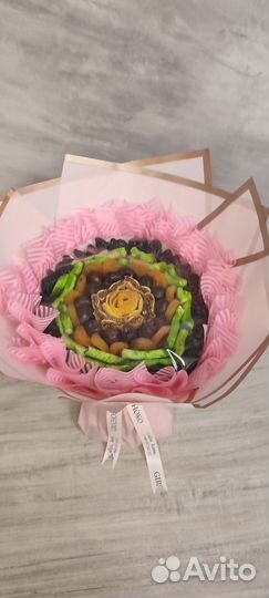 Съедобные букеты из сухофруктов