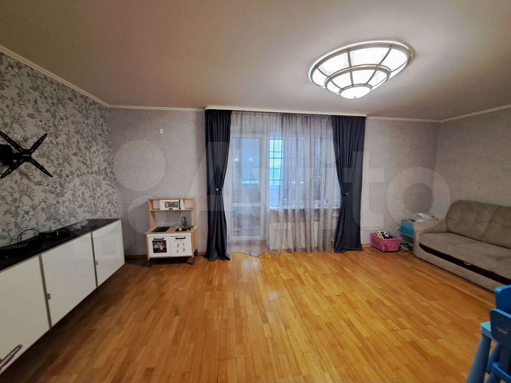 3-к. квартира, 98 м², 8/16 эт.