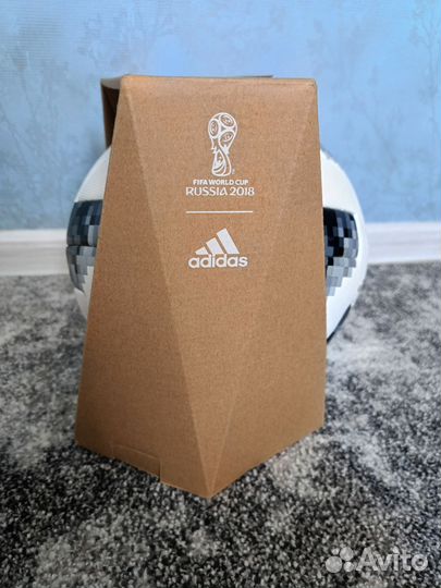Футбольный мяч adidas чемпионат мира 2018